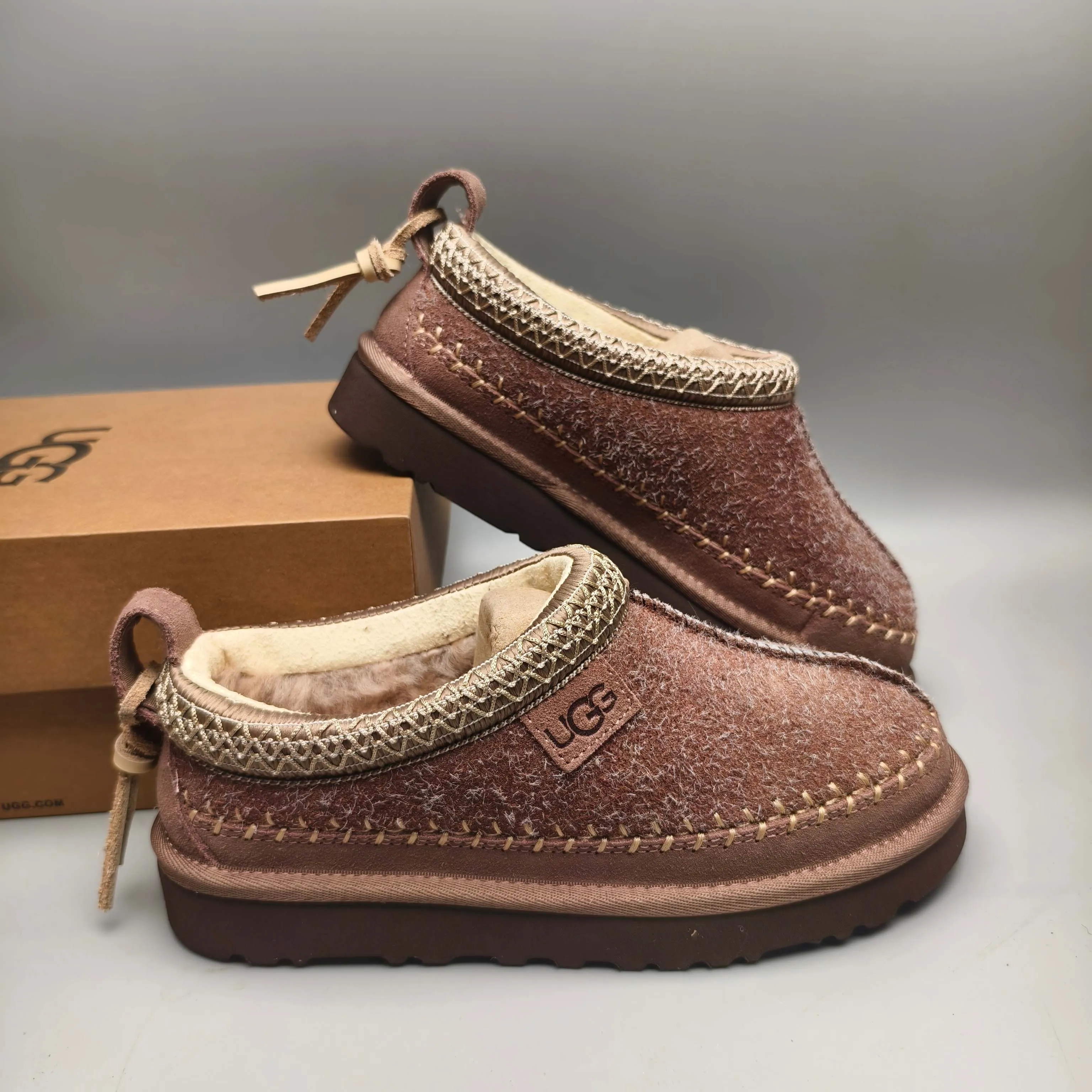 💰520 UGG sheepskin all-in-one snow boots 1444 ethnic style anti-suede back strap women's shoes color: sand brown matching size: 35-40